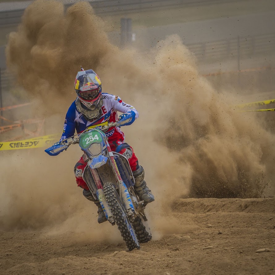 Josep García vence en el segundo día de los FIM ISDE 2016 Circuito de Navarra.